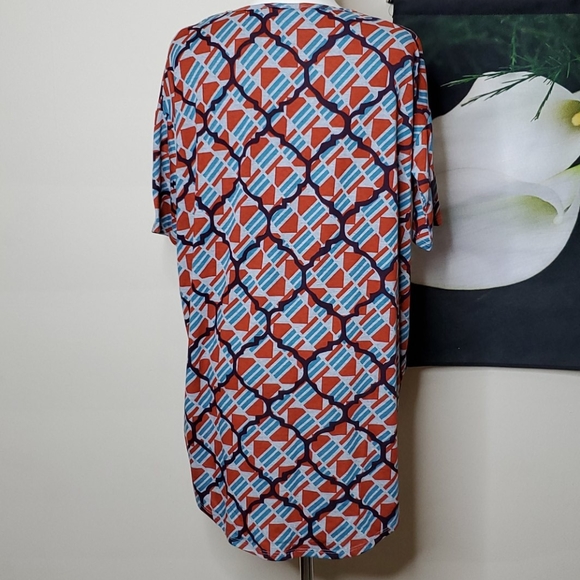NWT Lularoe Irma Short Sleeve Tunic Top - Picture 5 of 6